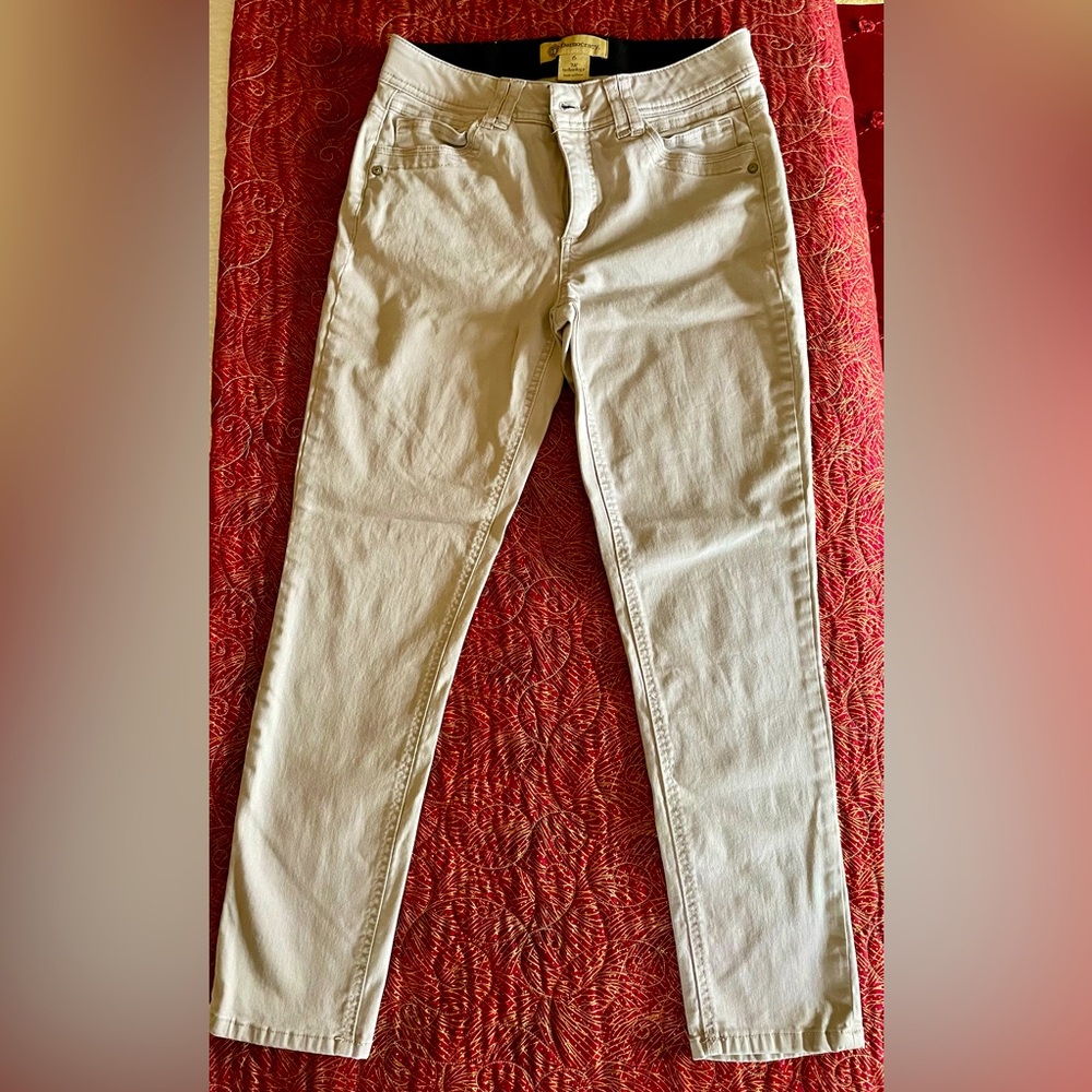 Democracy  "Ab" Technology Tan mid rise skinny Jeans Size 6